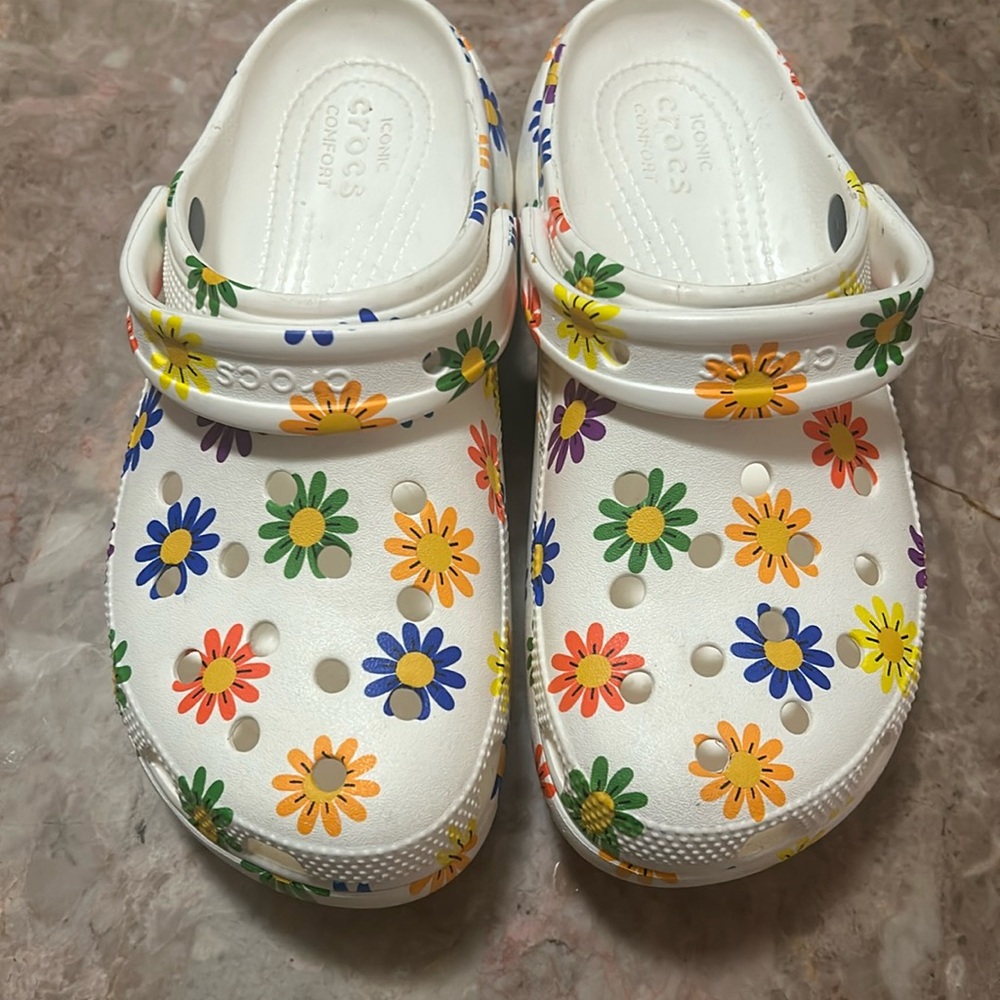Crocs Colorful Daisy - Limited Addition